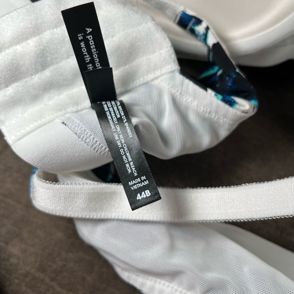 Torrid Lightly Lined Full Coverage Balconette Bra… - image 4